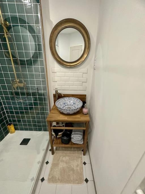 Appartement Au Coeur De La Ville Fortifiee Булон сюр Мер Екстериор снимка
